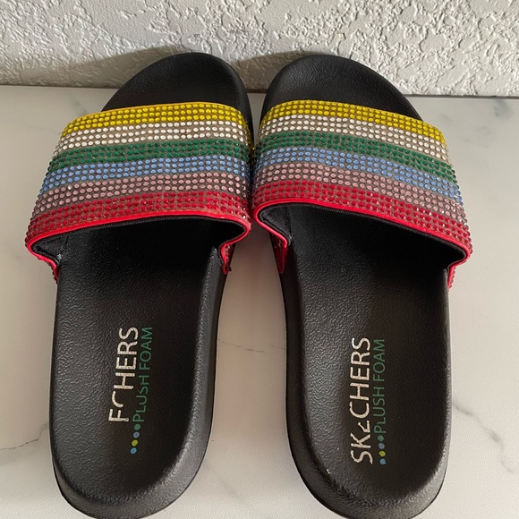 Skechers Rainbow Stripe
Slide Slip On Sandal - Picture 6 of 7